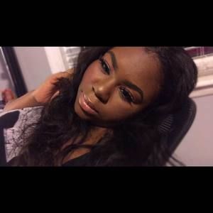 Meet your Posher, Cierra